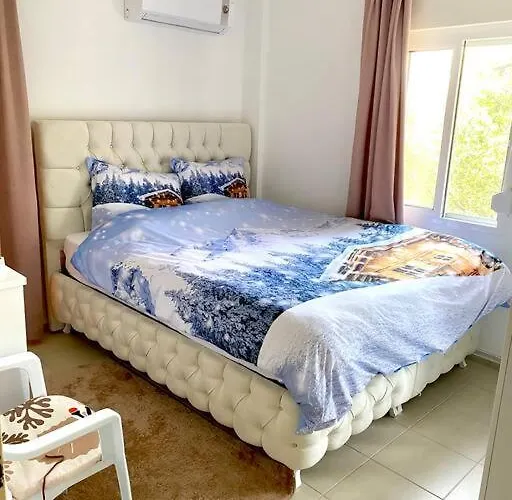 Ephesus House בית נופש *